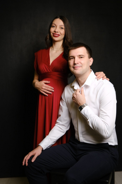 Фотосессия для беременных «В ожидании чуда» - заказать профессиональную фотосъемку от сети фотостудий Fashion Box в Нижнем Новгороде – фото № 37