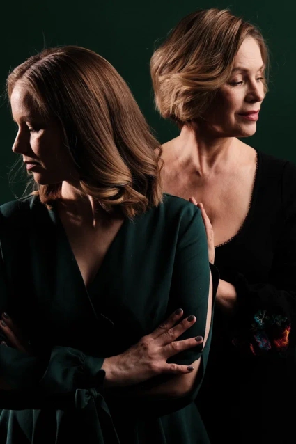 Семейная фотосессия в студии по выгодной цене от сети фотостудий Fashion Box в Нижнем Новгороде – фото № 8