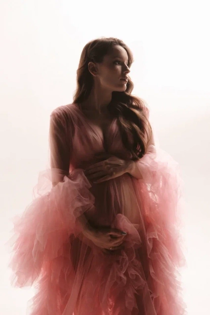 Фотосессия для беременных «В ожидании чуда» - заказать профессиональную фотосъемку от сети фотостудий Fashion Box в Нижнем Новгороде – фото № 22