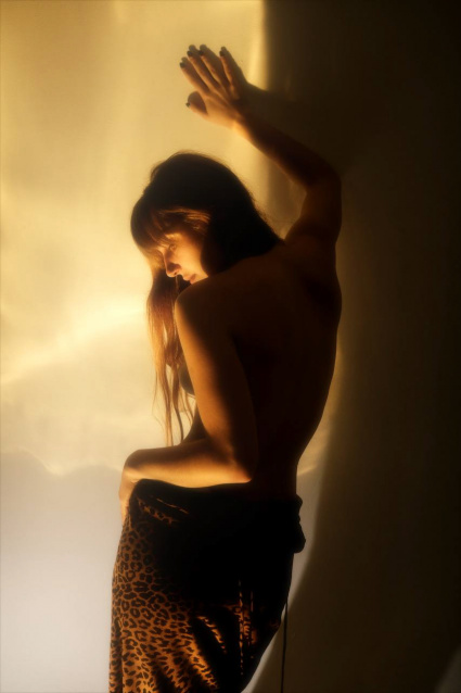 Фотосессия в стиле «Ню» - заказать съемку у профессионального фотографа сети фотостудий Fashion Box в Нижнем Новгороде – фото № 12