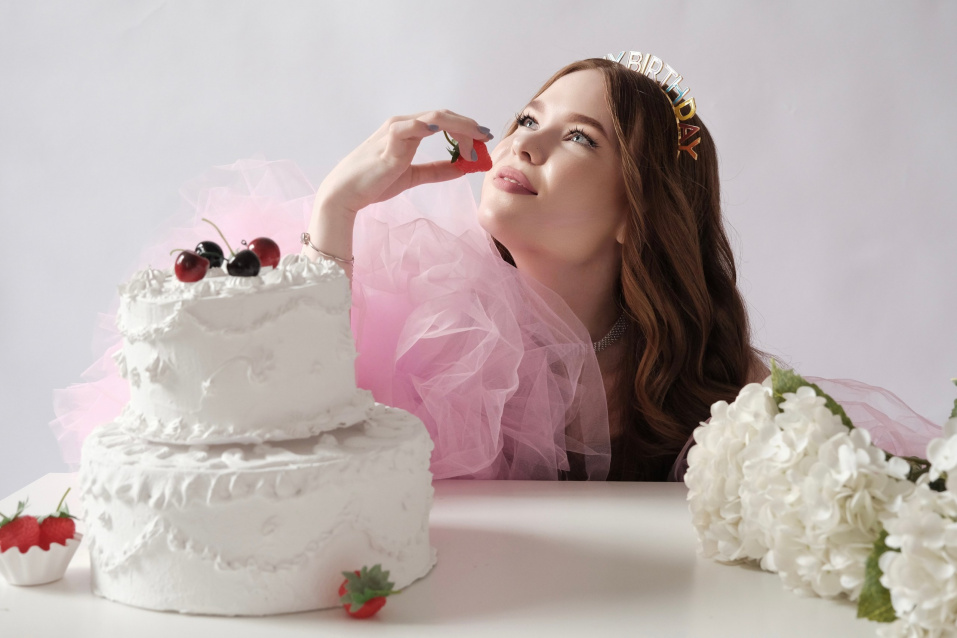 Фотосессия для именинника на День рождения - заказать съемку от профессионалов студии Fashion Box – фото № 1