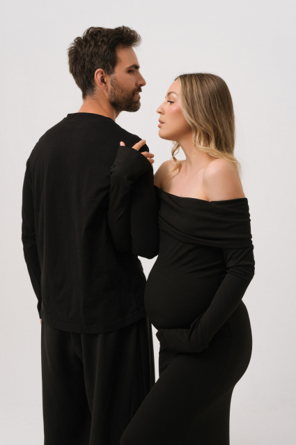 Фотосессия для беременных «В ожидании чуда» - заказать профессиональную фотосъемку от сети фотостудий Fashion Box в Нижнем Новгороде – фото № 4