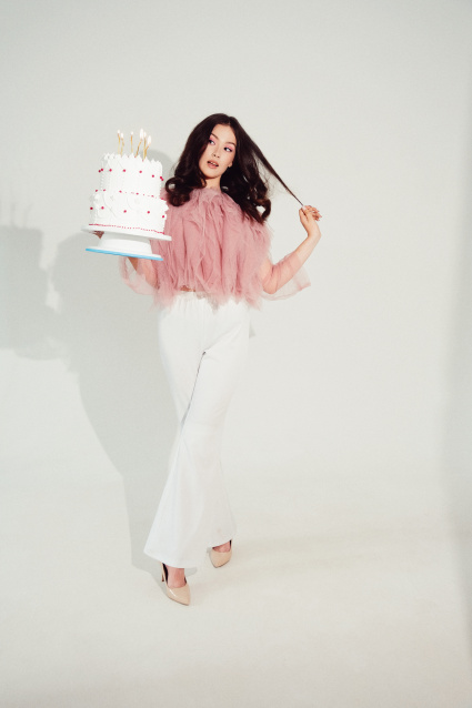 Фотосессия для именинника на День рождения - заказать съемку от профессионалов студии Fashion Box – фото № 25