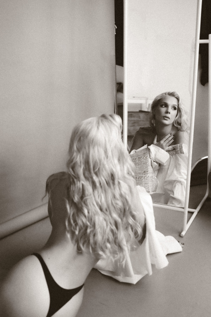 Фотосессия в стиле «Ню» - заказать съемку у профессионального фотографа сети фотостудий Fashion Box в Нижнем Новгороде – фото № 3