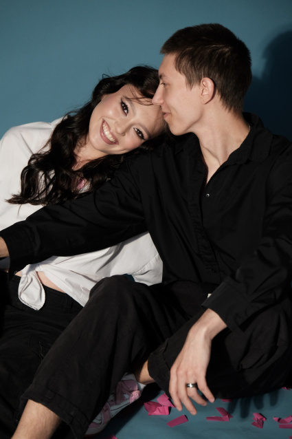 Фотосессия Love Story для пары - забронировать фотосессию в студии от сети фотостудий Fashion Box в Барнауле – фото № 7