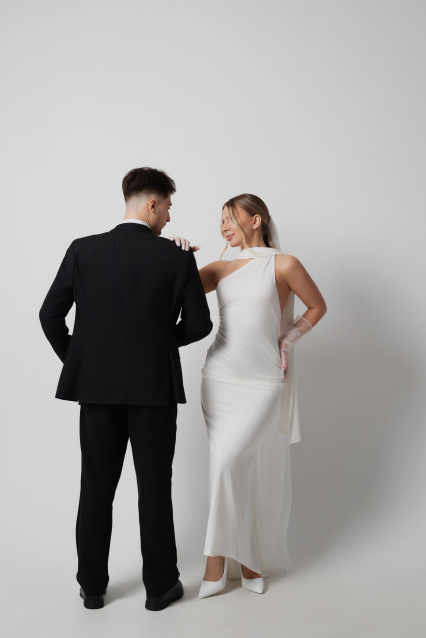 Свадебная фотосессия в Нижнем Новгороде — стиль, чувства и незабываемые кадры – фото № 4