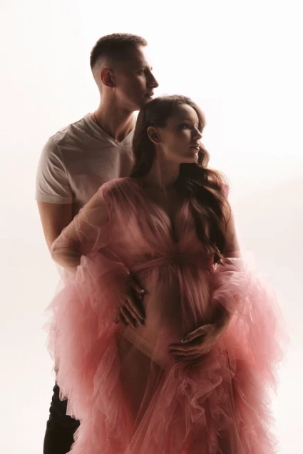 Фотосессия для беременных «В ожидании чуда» - заказать профессиональную фотосъемку от сети фотостудий Fashion Box в Нижнем Новгороде – фото № 21