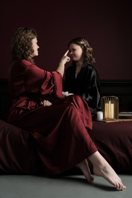 Семейная фотосессия в студии по выгодной цене от сети фотостудий Fashion Box в Нижнем Новгороде – фото № 15