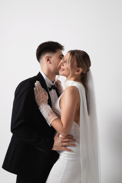 Свадебная фотосессия в Нижнем Новгороде — стиль, чувства и незабываемые кадры – фото № 2